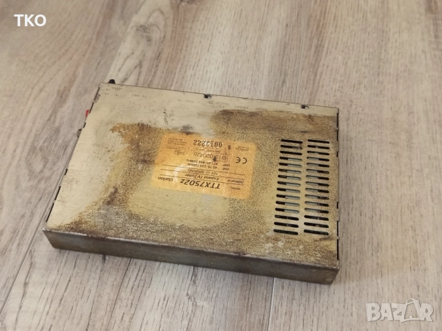 TV тунер CLARION TTX7502z за автомобили BMW Mercedes AUDI VW Opel Ford Skoda Renault, снимка 3 - Части - 52938800