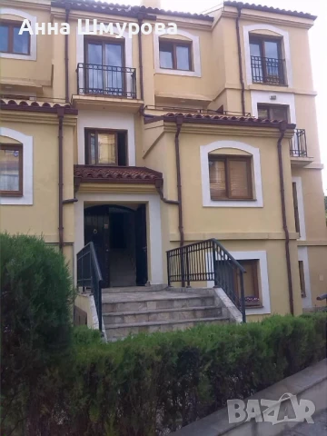 Сдается на долгий срок двухкомнатная квартира в закрытом комплексе 