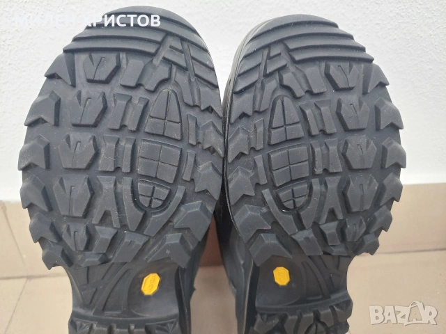 LOWA RENEGADE II GTXQ LO-№42, снимка 13 - Други - 53300239