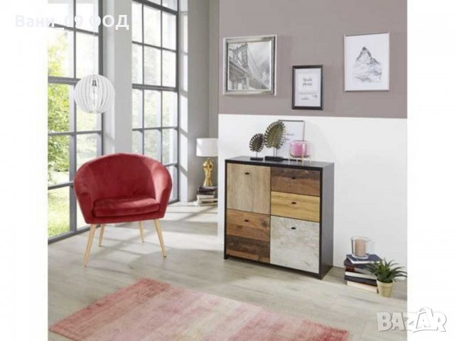 Разноцветен винтидж скрин, снимка 2 - Скринове - 32753209