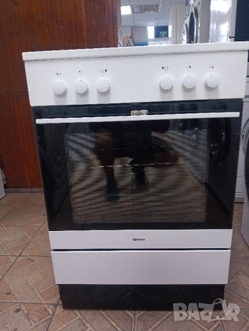 Свободно стояща печка с керамичен плот Gram с две години гаранция!, снимка 5 - Печки, фурни - 51828810