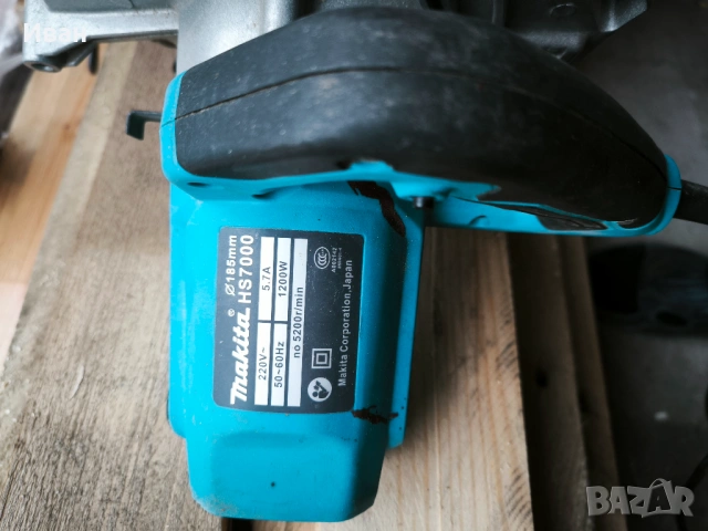 Makita ръчен циркуляр, снимка 3 - Триони и циркуляри - 53608506