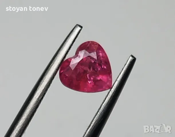 Шпинел с розов цвят и форма на сърце - 0.72кт.! Нов!