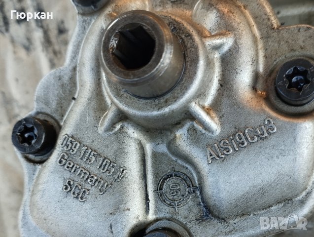 Маслен Помпа за V6 Audi 059 115 105 N, снимка 2 - Части - 43218507