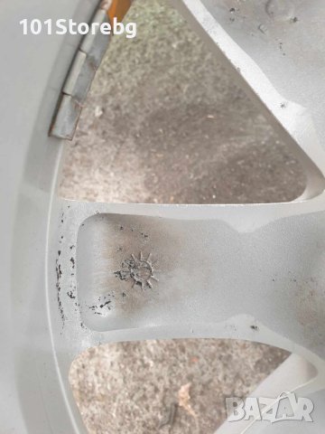 Оригинална джанта за Peugeot.  9680729880, снимка 2 - Части - 43369279