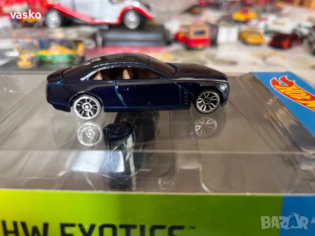 Hotwheels 2014 Cadillac , снимка 3 - Колекции - 49903123