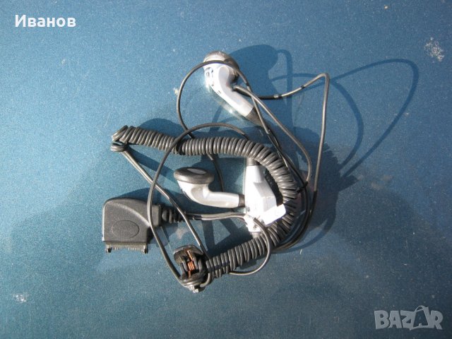 Стари мобилни телефони и слушалки, снимка 3 - Други ценни предмети - 39684126