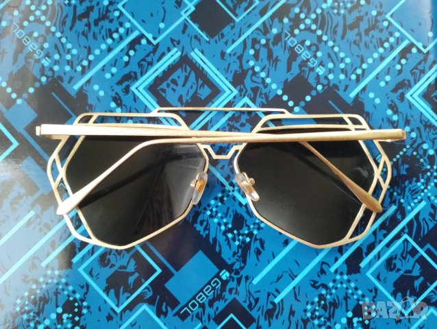 Дамски Златисти очила с зелено-сини стъкла, снимка 2 - Слънчеви и диоптрични очила - 36904331
