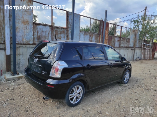 Toyota Corolla Verso 2.2 dcat 177кс 2005г на части, снимка 4 - Автомобили и джипове - 53351755