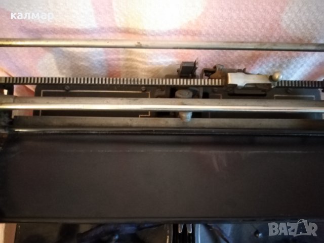 Много стара пишеща машина , снимка 3 - Антикварни и старинни предмети - 37057854