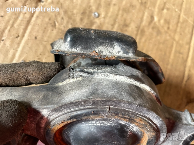 Тампон Двигател Лява Страна 41022FJ020 Toyota GT86 2018 Subaru BRZ, снимка 4 - Части - 52553700