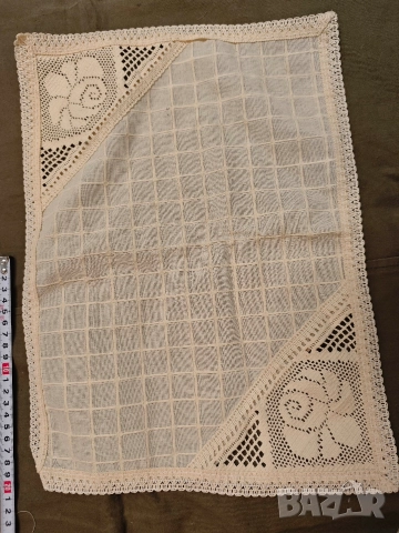 Продавам 4 кърпи с дантела за маса, снимка 2 - Други - 52901941