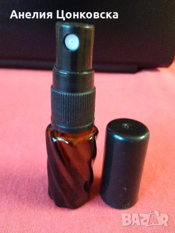 Старо шишенце за парфюм с пулверизатор, снимка 1