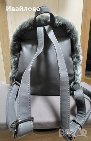 Дамска чанта пух, снимка 2 - Чанти - 44034646