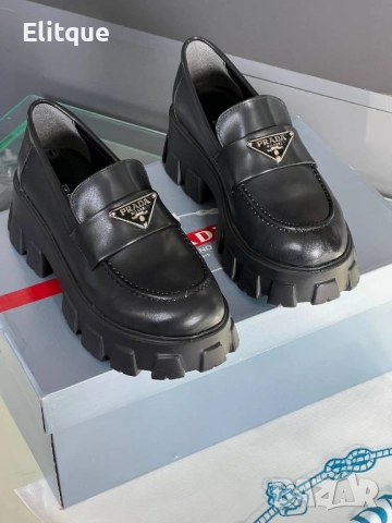 мокасини prada, снимка 2 - Дамски ежедневни обувки - 52509531