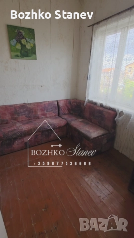 Продава се къща в Долни чифлик , снимка 15 - Къщи - 52480407