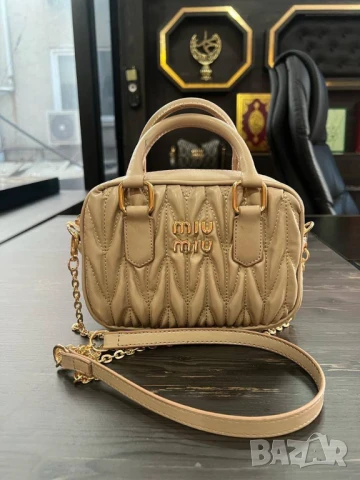 чанти miu miu, снимка 2 - Чанти - 51427805