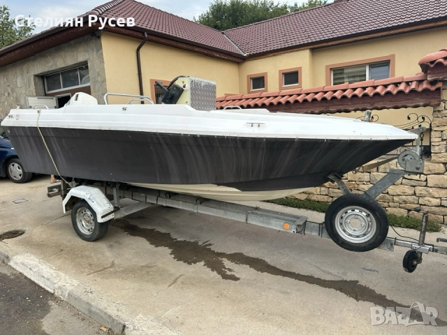  лодка 5.10м с колесар и двигател johnson ocean runner 175к.с v6 2t - обща цена 5500 лв (само компле, снимка 12 - Воден транспорт - 52027434