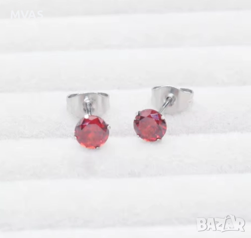 Нови малки червени обеци, снимка 4 - Обеци - 52777617