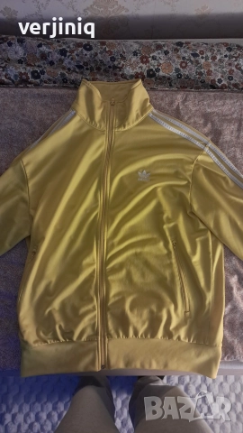 adidas суичър жълт, снимка 2 - Суичъри - 52401533