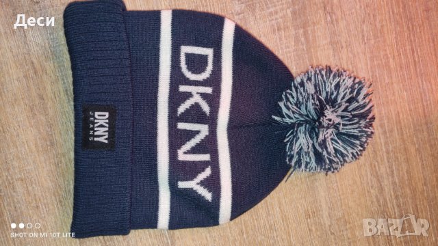 шапка на DKNY, снимка 1 - Шапки, шалове и ръкавици - 44003031