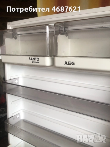Хладилник с фризер АЕГ, снимка 2 - Хладилници - 52945276