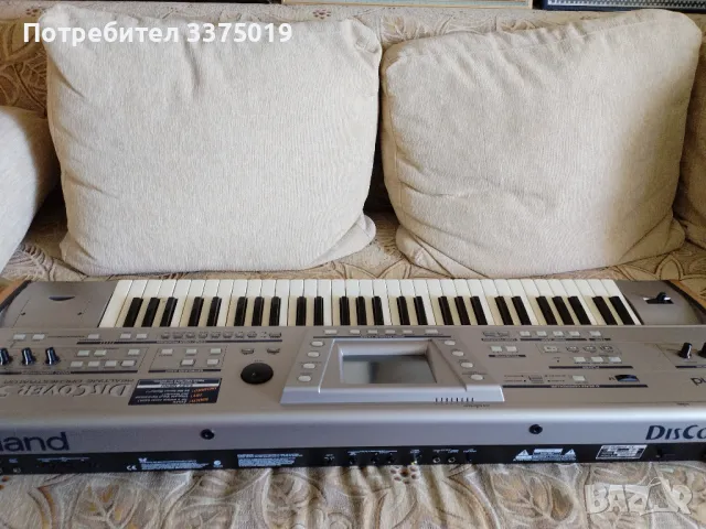 Клавир Роланд Дискавъри 5, снимка 2 - Синтезатори - 48932652