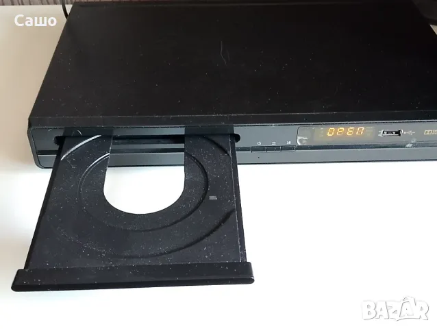 DVD Player , снимка 4 - Плейъри, домашно кино, прожектори - 49314117