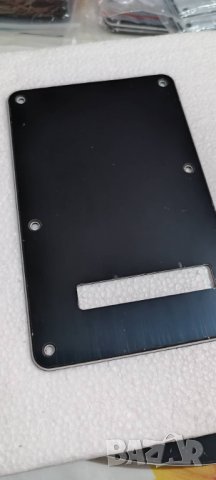 Fender Stratocaster Tremolo Backplate Cover, снимка 2 - Китари - 38631341