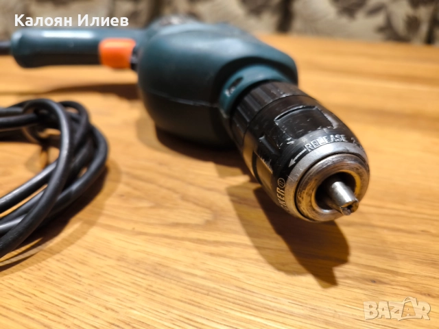 Биеща Дрелка Black & Decker KR500CRE, снимка 4 - Бормашини - 52591277