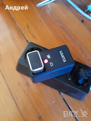 Старо зарядно за батерии Varta, снимка 7 - Други ценни предмети - 50449667