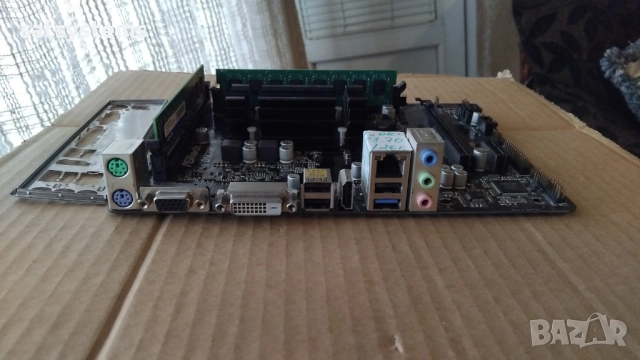 Дънна платка ASRock D1800M Socket BGA1170 CPU+FAN+RAM