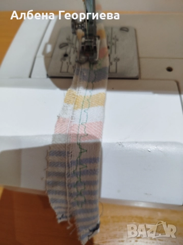 Шевна машина Huskystar 215, снимка 6 - Шевни машини - 52721133