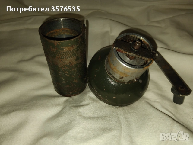 Продавам антична мелничка за кафе и подправки., снимка 5 - Антикварни и старинни предмети - 53145657