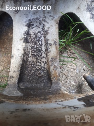 Джанта оригинал Форд Фиеста 15", снимка 4 - Гуми и джанти - 33099172