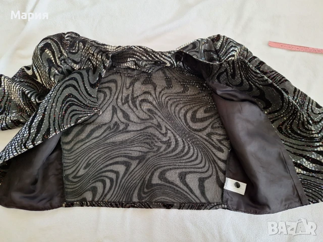 Елегантно сако с брокат М - 10 лв, снимка 7 - Сака - 51184087
