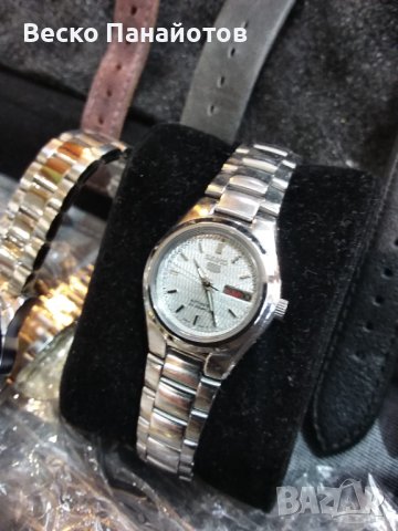 Часовници на s.Oliver -50%, снимка 10 - Дамски - 43437621