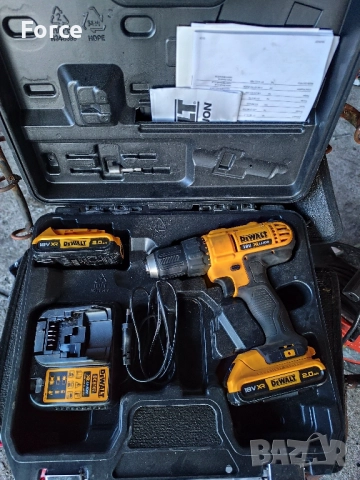 Винтоверт Dewalt 771D2