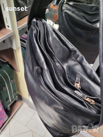 с ТРИ ПРЕГРАДИ,  естествена кожа,тип торба черна чанта, снимка 6 - Чанти - 43397557