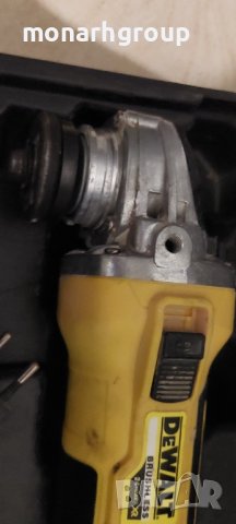 Ъглошлайф DEWALT DCG405N-XJ, снимка 5 - Куфари с инструменти - 44053082