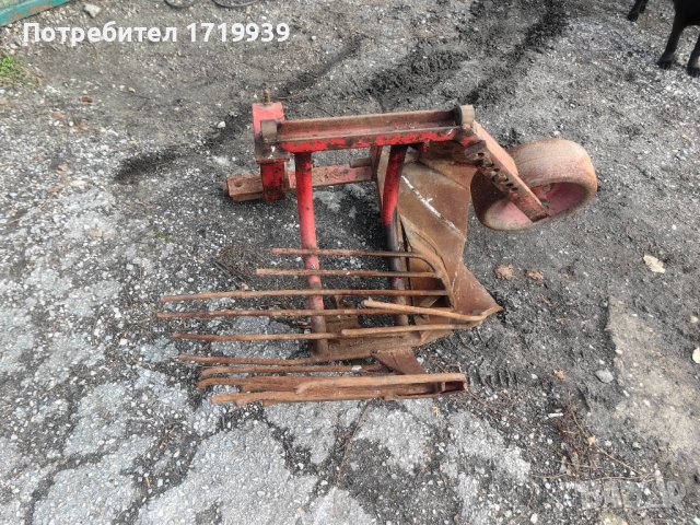 Вадачка за картофи и плуг , снимка 4 - Селскостопанска техника - 43707051