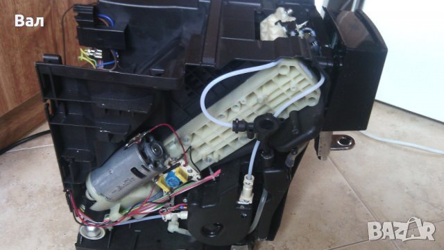 На части кафемашина Delonghi ECAM24.210.SB, снимка 4 - Кафемашини - 39703610