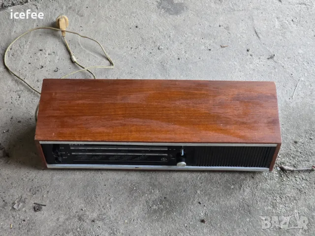 Радиоприемник Вежен, снимка 6 - Радиокасетофони, транзистори - 49944557