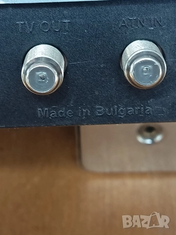 Цифров сателитен приемник , снимка 8 - Приемници и антени - 51536961