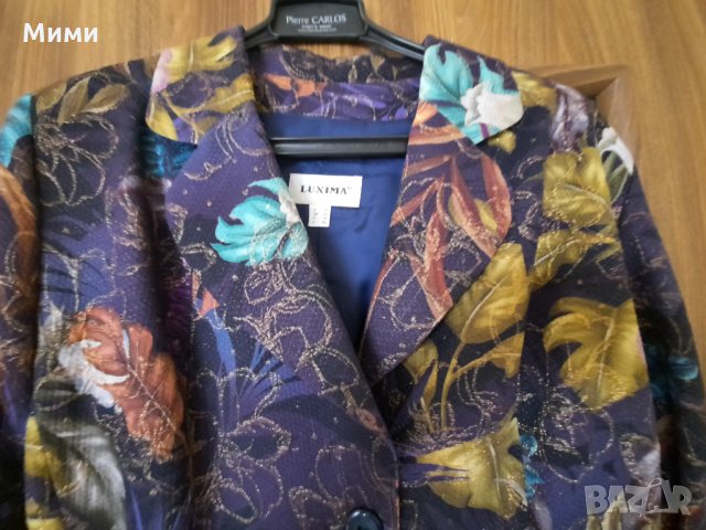 Дамско сако, снимка 4 - Сака - 32264283