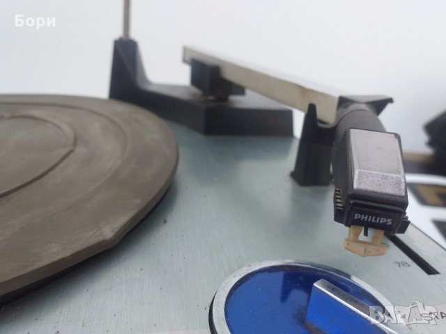 PHILIPS грамофон с тонколони и усилвател, снимка 5 - Грамофони - 32329608