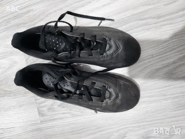 детски бутонки adidas, снимка 2 - Футбол - 49423724