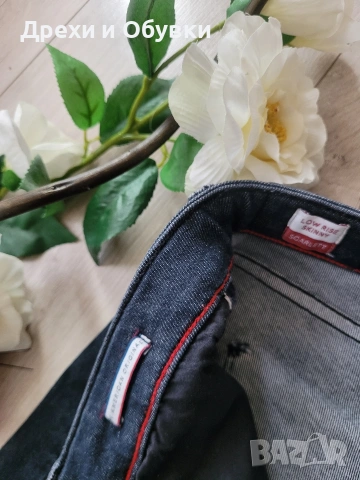 Дънки TOMMY HILFIGER , снимка 13 - Дънки - 51819448