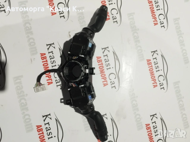 17J916 лостчета за светлини и чистачки за Toyota Yaris Cross 2025 г 1.5хибрит 