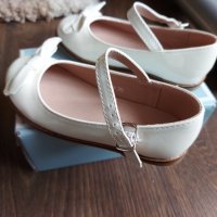 Бели лечение обувки, снимка 3 - Детски обувки - 32963010